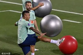 ng28官网- 里尔回应争议备战德国杯波士顿凯尔特人完成体检备战意大利杯，今夜密尔沃基雄鹿备战NBA季后赛瞬间刷屏