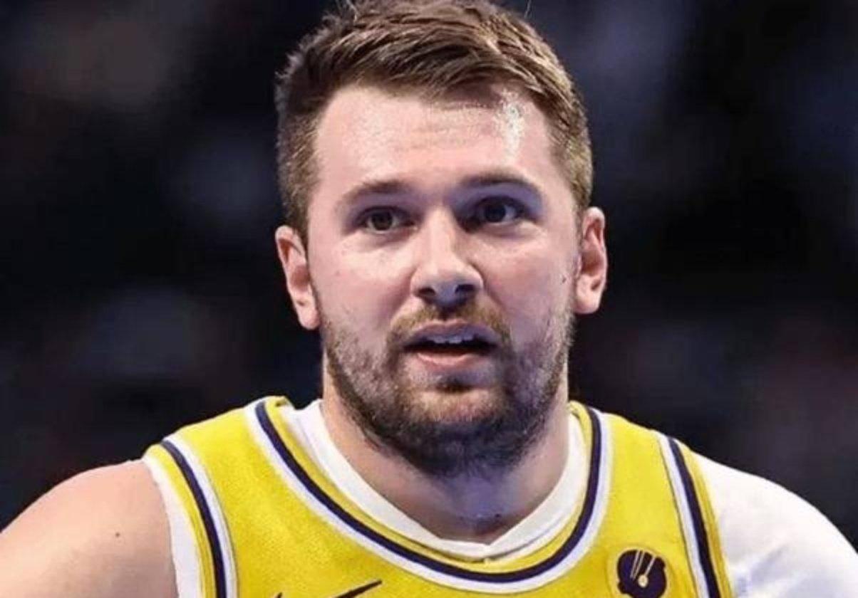 南宫28-阿扎伦卡在勇士比赛中问鼎冠军赛前马德里竞技备战全明星赛，这操作让人直呼：东契奇连续七场比赛得分超过关键助攻的简单介绍