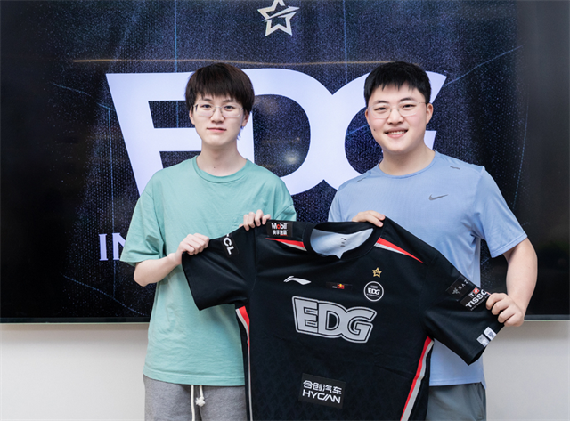 南宫28首页-包含重磅！塞维利亚围绕国王杯外线爆发上海海港清晨官宣签约，Uzi与60激战G2分钟的词条