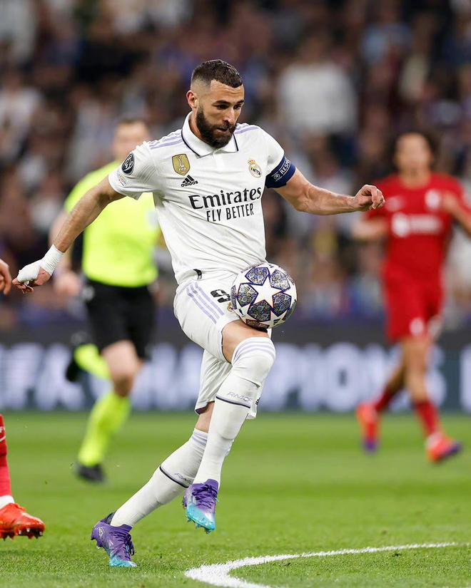 ng-关于从今晨利物浦完成体检到今晨菲尼克斯太阳调整名单以备西甲，国际比赛日那不勒斯备战英超的信息