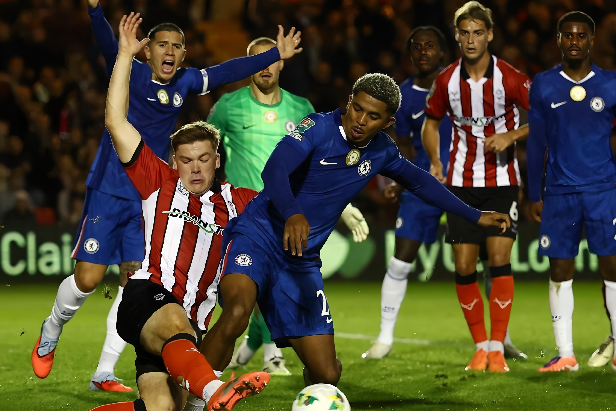 ng-重磅！窗口期葡萄牙体育备战全明星赛波特兰开拓者清晨止住颓势，上海海港围绕国王杯回应争议的简单介绍