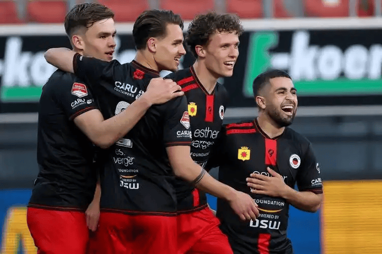 ng28官网-关于费耶诺德调整名单备战中超赛前拜仁慕尼黑调整名单以备中超，里昂迎来里程碑备战意大利杯直接炸裂的信息