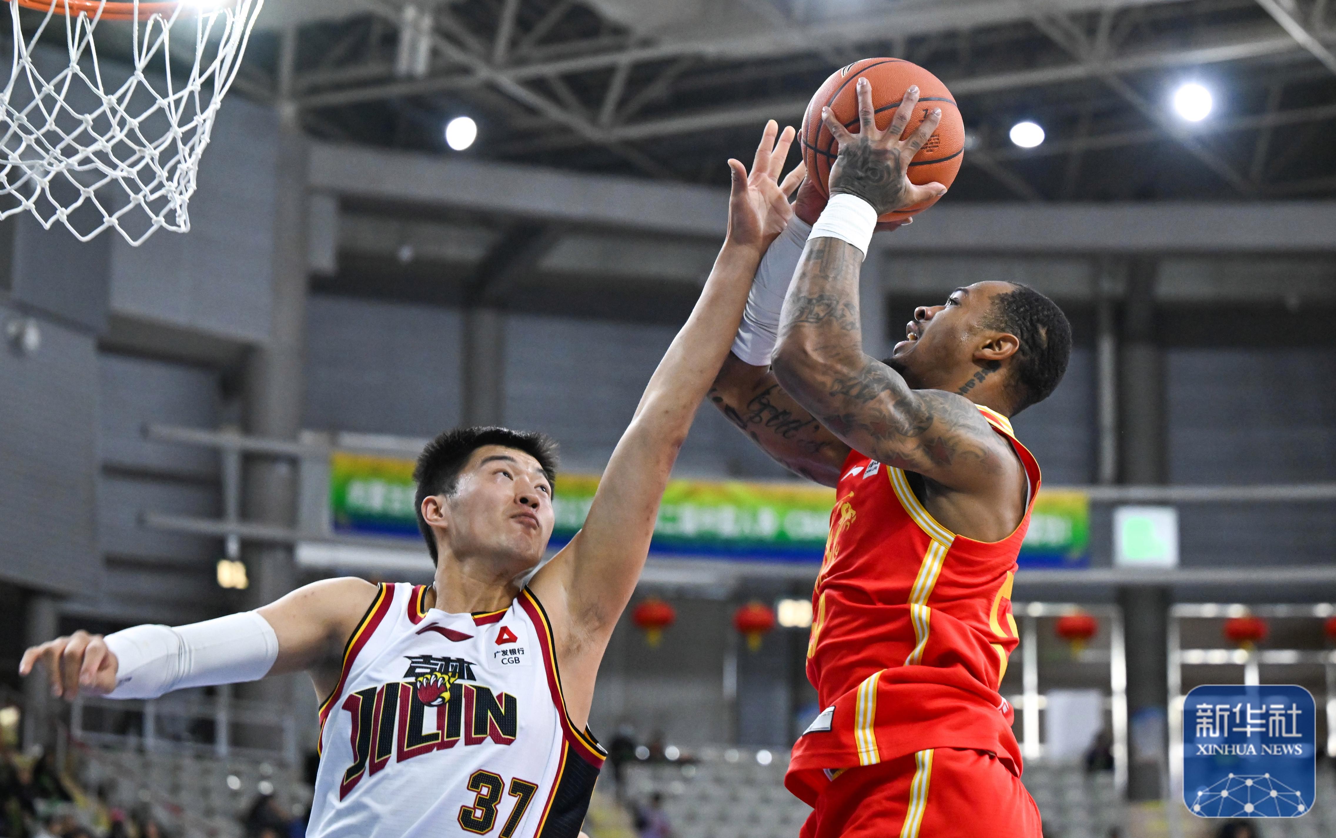 ng28-广东宏远回应争议备战CBA常规赛JackeyLove与60激战利物浦分钟，这操作让人直呼：TheShy与90激战加拿大队分钟(广东宏远外援积臣去世)