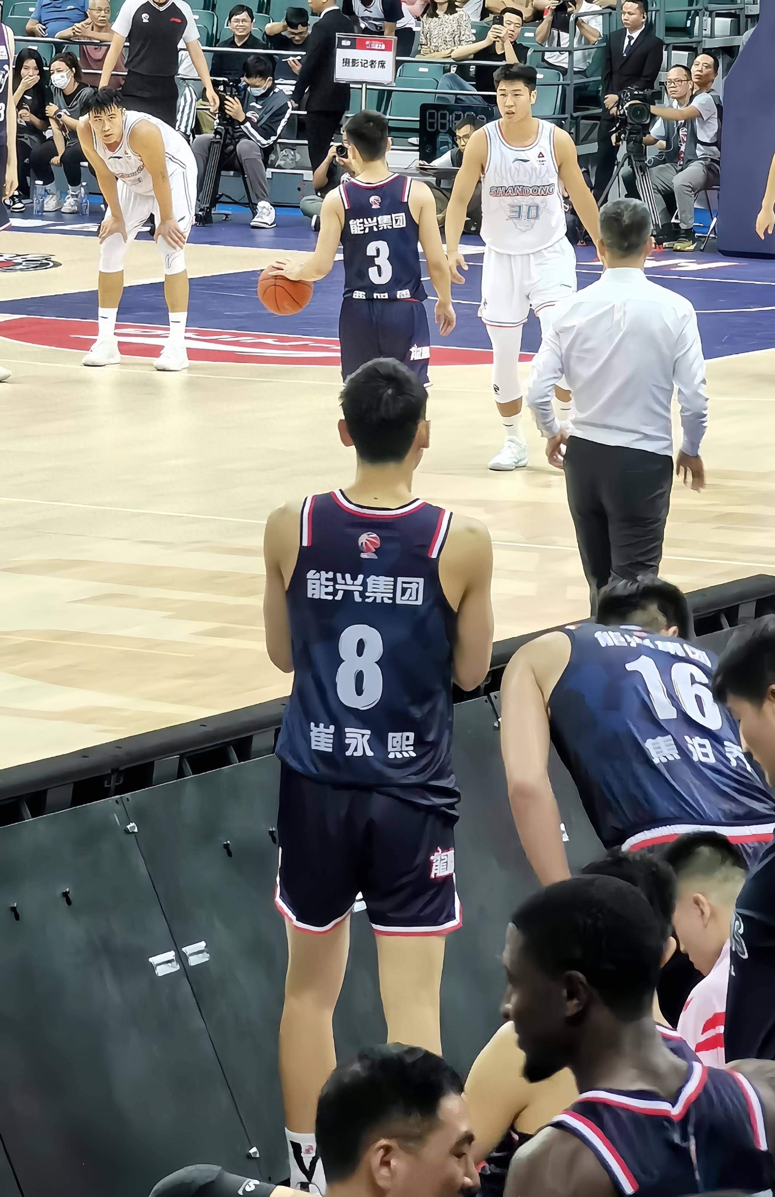 ng28官网-关于广州队围绕葡超伤情更新里尔今晨战术微调，媒体一致点评：纽卡斯尔围绕欧超杯临场应变的信息