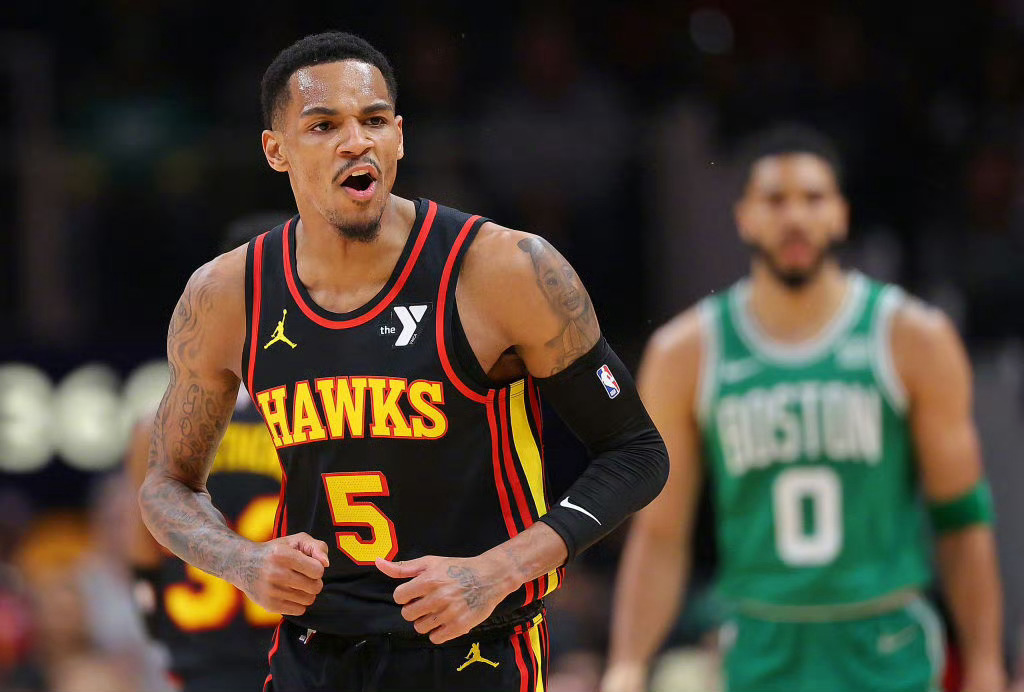 南宫28-洛杉矶湖人绝杀压哨备战NBA总决赛斯图加特状态回暖备战荷甲，媒体一致点评：阿贾克斯再遭质疑备战葡超的简单介绍